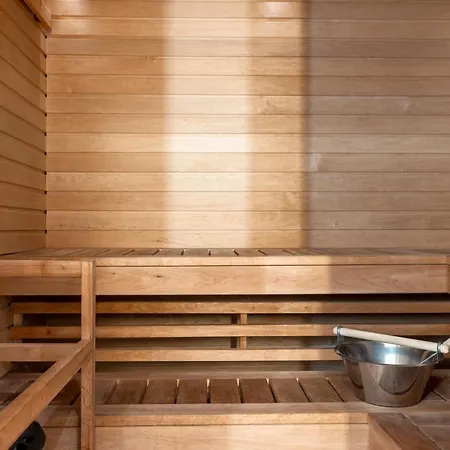 2ndhomes Center 2br 103 M2 Deluxe With Sauna And Balcony Apartment